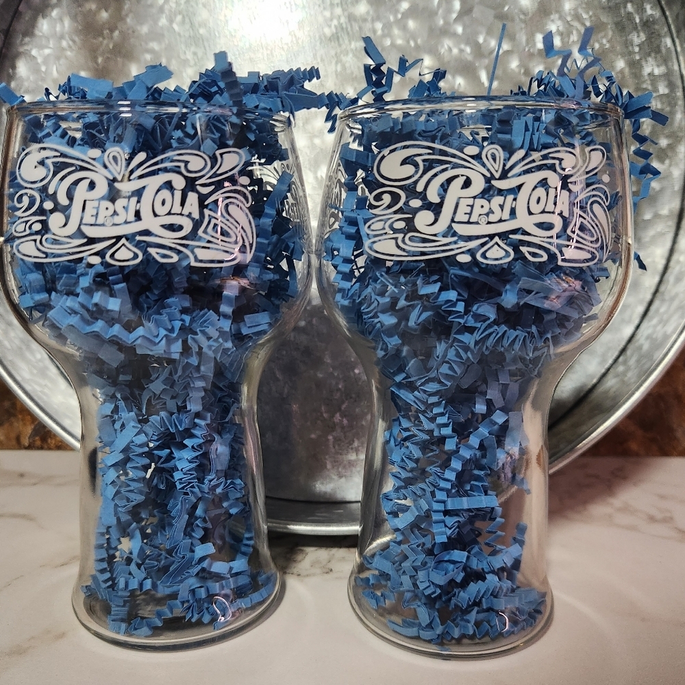 2/$30 Vintage Pepsi Cola 1970’s Drinking Glasses